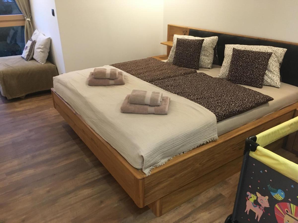 Apartman S Vyhladom Na Stity Ovruc 312 Štrbské Pleso Exterior foto