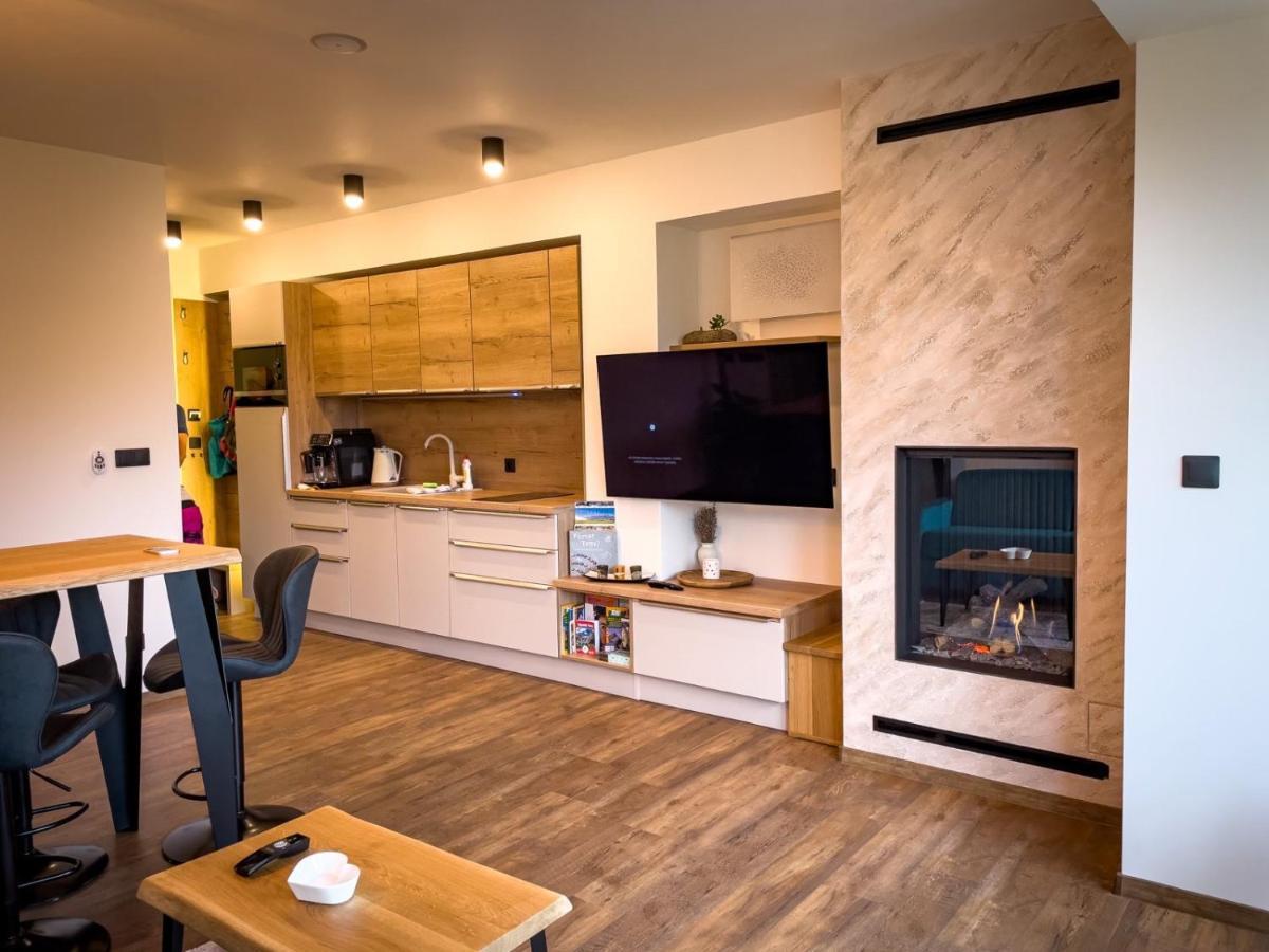 Apartman S Vyhladom Na Stity Ovruc 312 Štrbské Pleso Exterior foto
